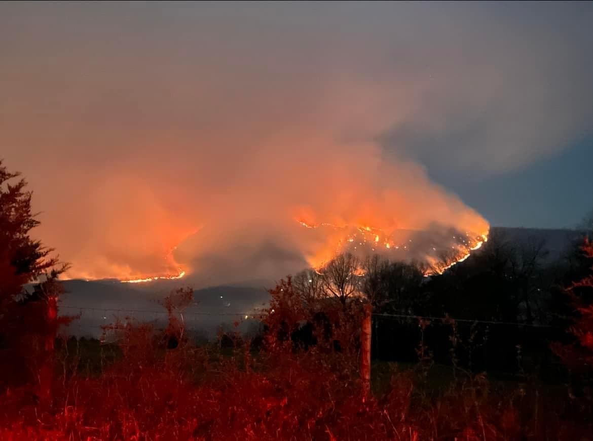 L'American Heart Association met en garde contre les risques cardiovasculaires liés à la fumée des incendies de forêt canadiens